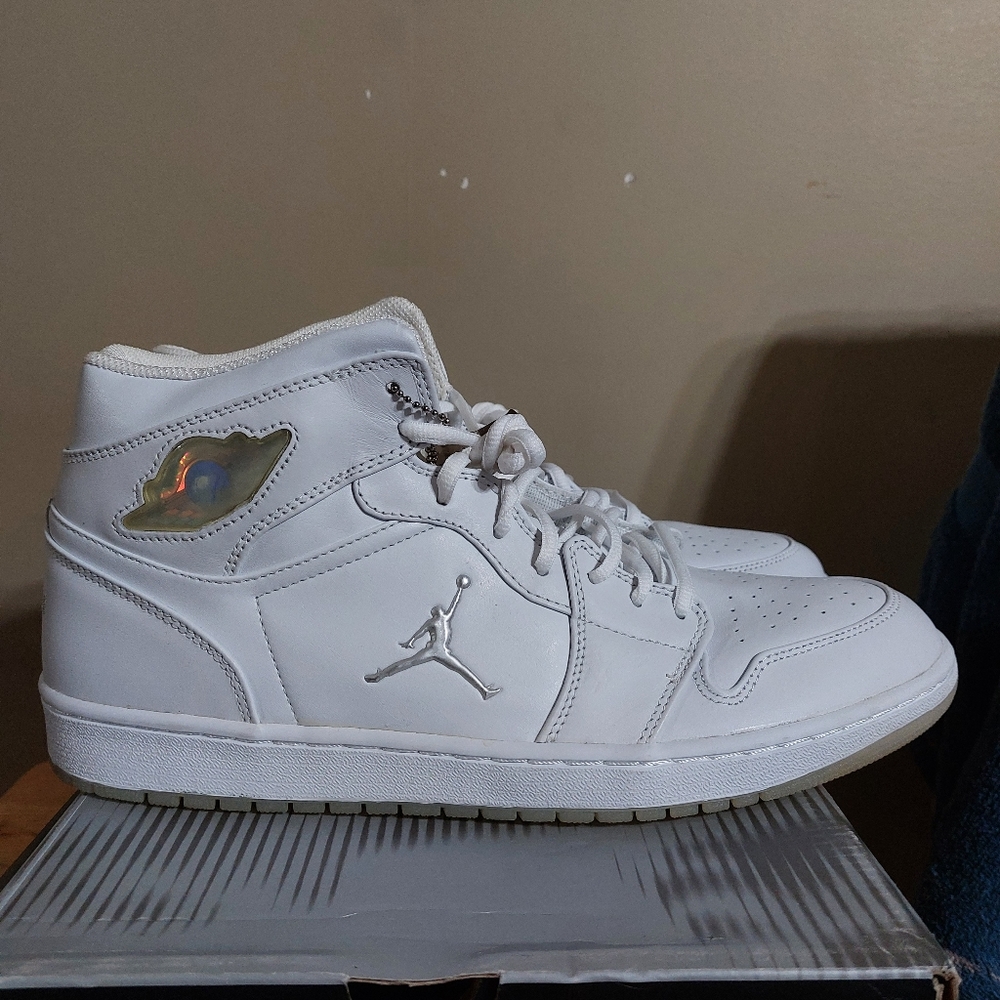 Men's Jordan 1's size 13